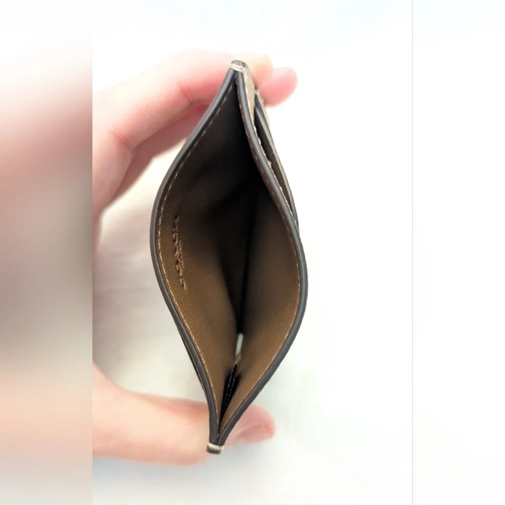 Coach Kiss 💋 Slim ID Card Case NWOT - Picture 4 of 4